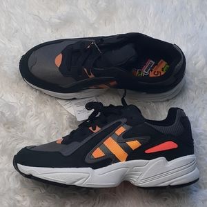 Adidas chunky sneakers orange black chasm j
